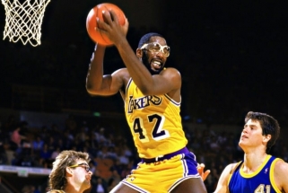 "Lakers" legenda Worthy: klube daug pretenduojančių tapti rūbinės lyderiu, bet jie susitvarkys