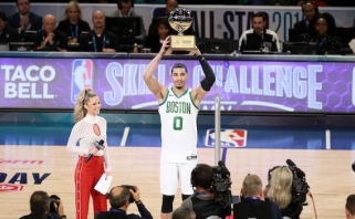 NBA įgūdžių konkurse - pergalė metimu iš aikštelės vidurio 