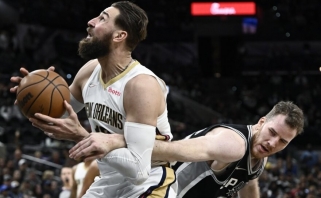 Valančiūno ir Ingramo vedami "Pelicans" neatlaikė lemiamo "Spurs" šturmo (rezultatai)