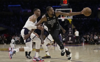 NBA lygoje – skambūs mainai: "Lakers" iškeitė Westbrooką, "Nets" – Durantą