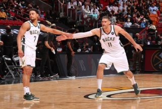 NBA atkrintamosiose varžybose "Bucks" peržengė "Heat" barjerą