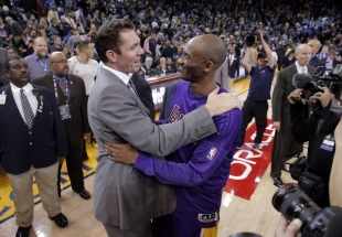 Be netikėtumų: prie "Lakers" vairo stos į Los Andželą sugrįžtantis L.Waltonas