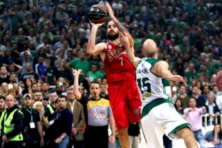 "Olympiakos" krepšininkai laimėjo dviejų pratęsimų dramą ir tapo čempionais