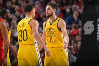 "Warriors" snaiperiai Curry ir Thompsonas gali praleisti pirmąsias serijos su "Rockets" rungtynes