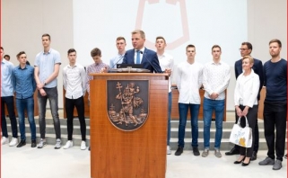 Europos čempionė "Lietuvos ryto" jaunimo komanda pagerbta savivaldybėje