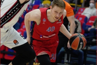 Grigonis primėtė tritaškių, CSKA iškovojo triuškinančią pergalę