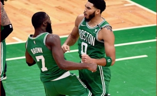 "Celtics" neketina išskirti savo žvaigždžių tandemo