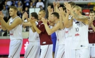 Latviai nervingose rungtynėse įveikė čekus, italai - kroatus