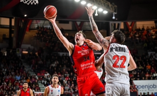 Cavanaugh ekipa apmaudžia nesėkme pradėjo FIBA Europos taurės pusfinalį