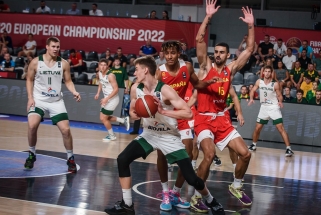 Tik po atkaklios kovos pralaimėjusiems lietuviams – Europos čempionato sidabras