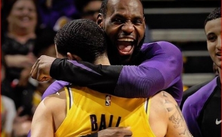 NBA naktis: neeilinis "Lakers" tandemas ir siautėjantis Hardenas 