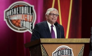 Krepšinio pasaulis gedi: Anapilin iškeliavo ilgametis NBA komisaras D.Sternas 