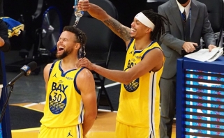 Karjeros mačą sužaidęs S.Curry bei T.Harrisas - antrosios NBA savaitės MVP