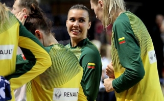 Lietuvės sukūrė stebuklą Europos čempionate ir patiesė Rusijos rinktinę