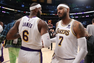 "Lakers" nori išlaikyti Melo, tačiau veteranu domisi ir kiti klubai