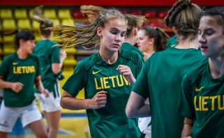 13-metė talentė J.Jocytė žais naujojoje "Neptūno" komandoje Moterų lygoje