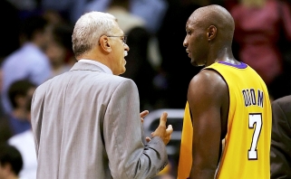 Skandalingasis Odomas prie "Lakers" vairo norėtų matyti Philą Jacksoną